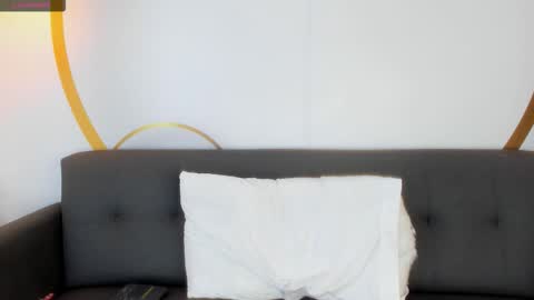 Samantha Beckham online show from 11.18.25