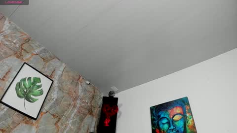 samantha_milfs online show from 01.04.25