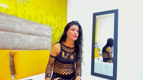 Snapshot of samantha_ortiz69 chatting on 05.09.26 samantha online show from 05.09.26