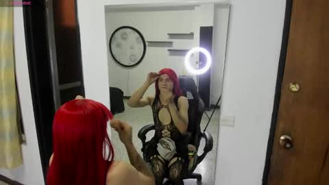 samantha_scottt online show from 10.04.25