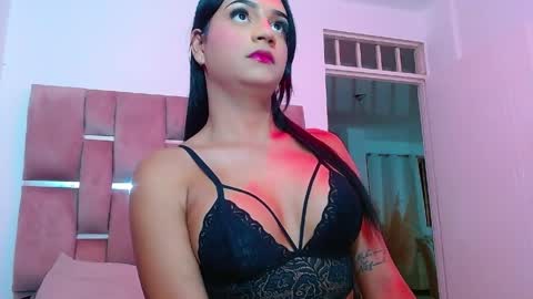 Salome Vargas online show from 04.02.26