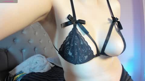 Samantha Anderson online show from 12.03.24