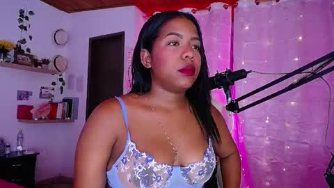 Snapshot of samanthabloom570089 chatting on 12.07.24 Samantha Bloom online show from 12.07.24