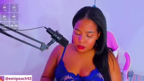 Snapshot of samanthabloom570089 chatting on 11.05.25 Samantha Bloom online show from 11.05.25