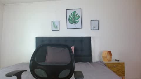 Snapshot of samanthachop chatting on 06.23.26 samanthachop online show from 06.23.26