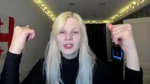 Snapshot of samanthamiasnik1 chatting on 02.23.25 Samantha online show from 02.23.25