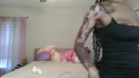 Snapshot of samanthaporsha chatting on 11.14.25 samanthaporsha online show from 11.14.25