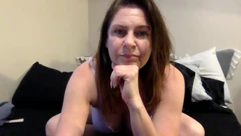 Samantha Vale online show from 04.27.26
