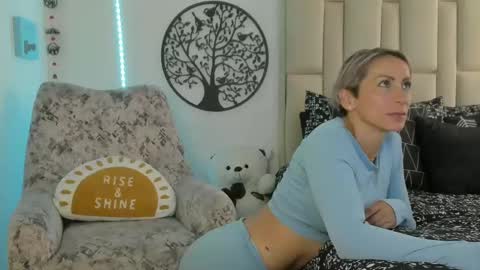 Samixmami online show from 02.02.25