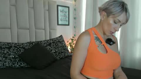 Samixmami online show from 02.08.25