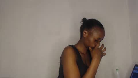 Snapshot of samanthjey chatting on 03.19.26 manth online show from 03.19.26