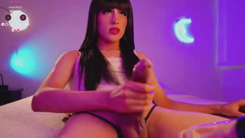 Snapshot of samara_gray chatting on 11.28.25 SAMARA GRAY online show from 11.28.25