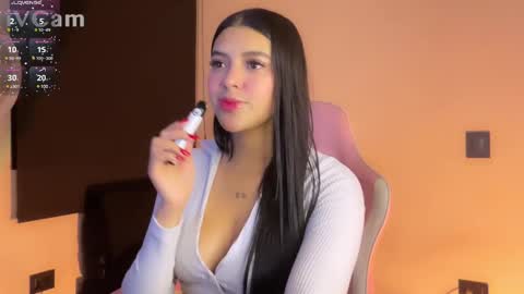 Snapshot of samara_lam chatting on 01.07.25 Sammy  online show from 01.07.25