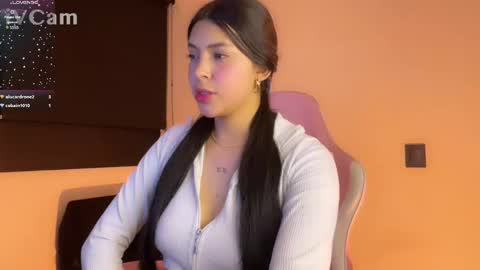 Snapshot of samara_lam chatting on 02.20.25 Sammy  online show from 02.20.25