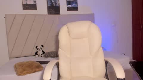 Snapshot of samaraa_smith1 chatting on 02.10.26 samaraa_smith1 online show from 02.10.26