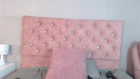 samaragrey18 online show from 02.28.25