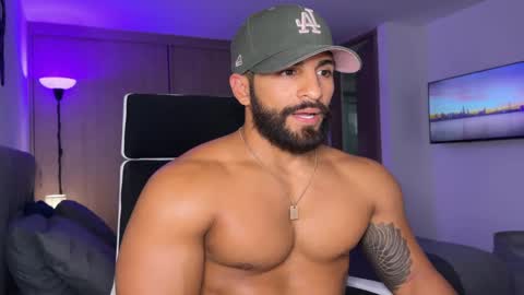 Snapshot of samdornan chatting on 01.23.25 Sam Dornan online show from 01.23.25