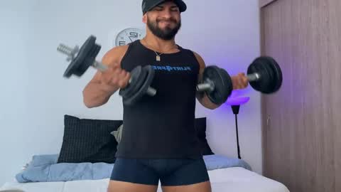 Snapshot of samdornan chatting on 02.07.25 Sam Dornan online show from 02.07.25