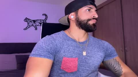 Snapshot of samdornan chatting on 02.26.25 Sam Dornan online show from 02.26.25