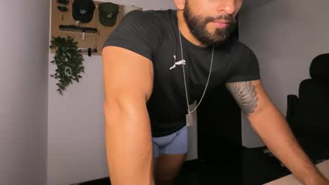 Snapshot of samdornan chatting on 03.03.26 Sam Dornan online show from 03.03.26