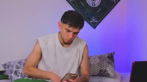 Snapshot of samevansx chatting on 10.24.25 samevansx online show from 10.24.25