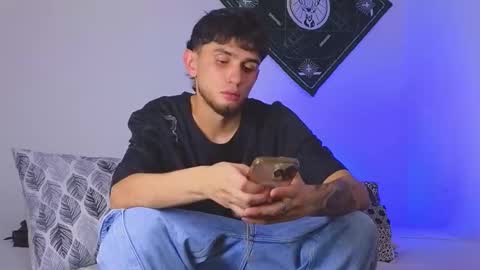 Snapshot of samevansx chatting on 11.08.25 samevansx online show from 11.08.25