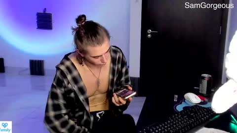 Snapshot of samgorgeous chatting on 02.25.25 Fansly - Top4fans online show from 02.25.25