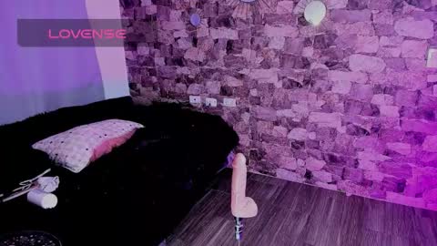 samiacooper25 online show from 03.23.26