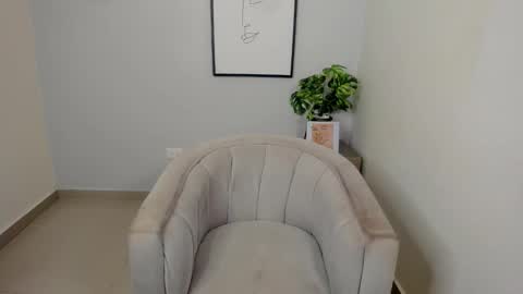 Samie Mury  online show from 12.04.25