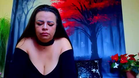     online show from 11.03.25