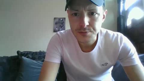 sexy lad looking for fun online show from 02.02.25