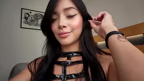 Snapshot of sammarastone chatting on 01.14.25 Maria online show from 01.14.25