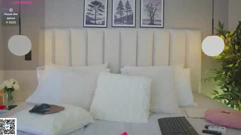 Snapshot of sammy_hamilton chatting on 11.14.25 Ana online show from 11.14.25