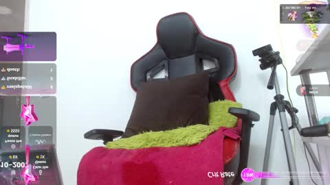 Snapshot of sammyevanss__ chatting on 01.11.25 SAMMY online show from 01.11.25