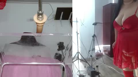 Snapshot of sammyevanss__ chatting on 02.01.25 SAMMY online show from 02.01.25