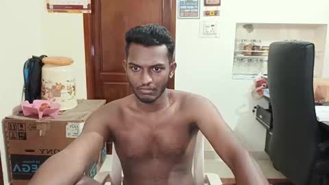 Snapshot of samsunrise82 chatting on 11.02.25 samsunrise82 online show from 11.02.25