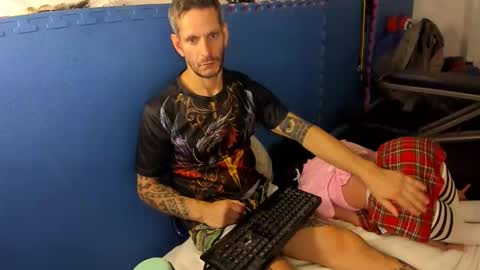 Snapshot of samuraijiu chatting on 09.24.25 samuraijiu online show from 09.24.25