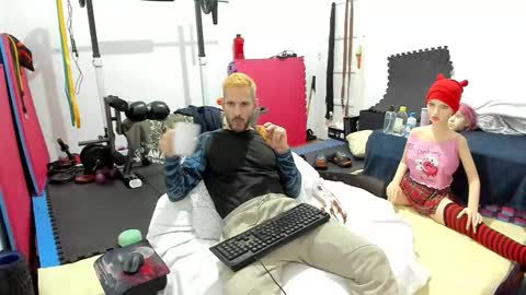 Snapshot of samuraijiu chatting on 11.12.25 samuraijiu online show from 11.12.25