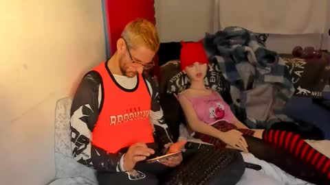 Snapshot of samuraijiu chatting on 11.26.25 samuraijiu online show from 11.26.25