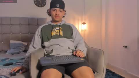 samxx_muscle online show from 12.01.25