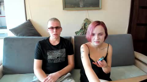 Snapshot of samyscott chatting on 09.11.25 SamyScott online show from 09.11.25