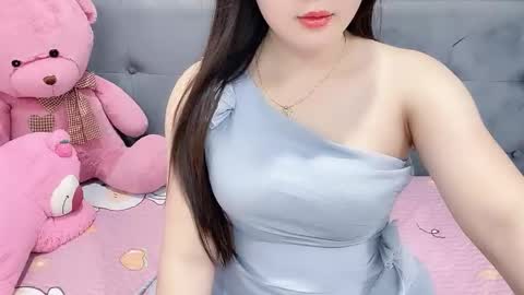 Snapshot of sanami_sian_ chatting on 10.17.25 sanami_sian_ online show from 10.17.25