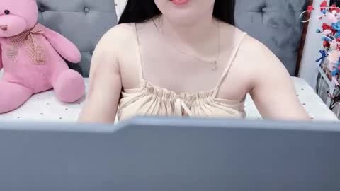 sanami_sian_ online show from 05.19.26