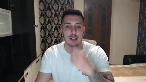 Sanchez Erik online show from 02.25.25