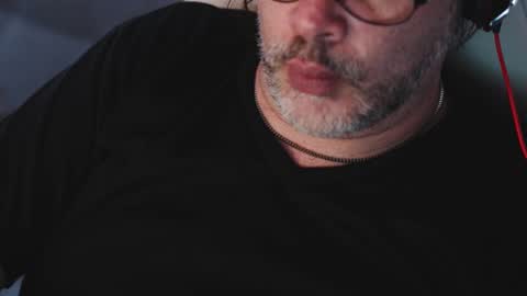 Snapshot of sanders_white chatting on 02.26.25 Sanders online show from 02.26.25