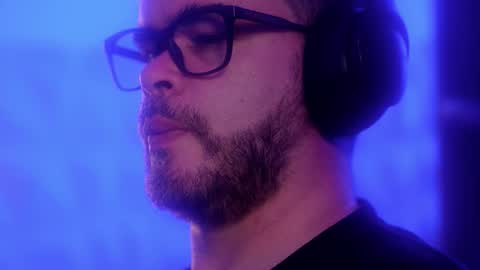 Snapshot of sanders_white chatting on 12.18.25 Sanders online show from 12.18.25