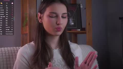 Snapshot of sandili chatting on 02.10.26 Isabel but you can call me Bella online show from 02.10.26