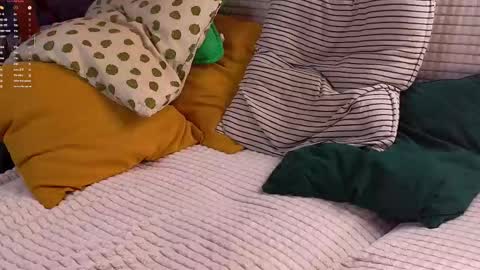 Snapshot of sandili chatting on 03.02.26 Isabel but you can call me Bella online show from 03.02.26