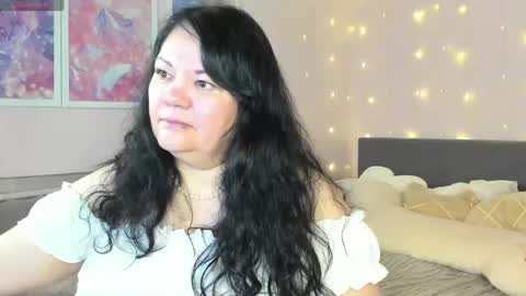 Snapshot of sandra__jackson chatting on 04.17.26 sandra__jackson online show from 04.17.26