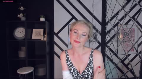 Sandra online show from 02.08.25